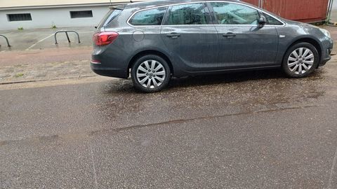 Opel Astra NOIR 2015 occasion Malakoff 92240