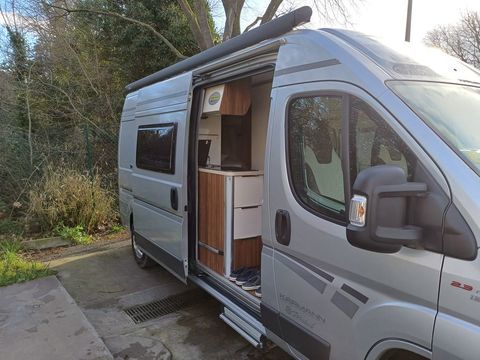 Van am&eacute;nag&eacute; Van am&eacute;nag&eacute; 2017 occasion Alleins 13980