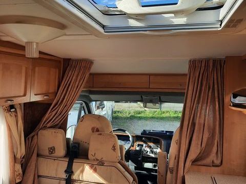 B&Uuml;RSTNER Camping car 2002 occasion Villers-Bocage 14310