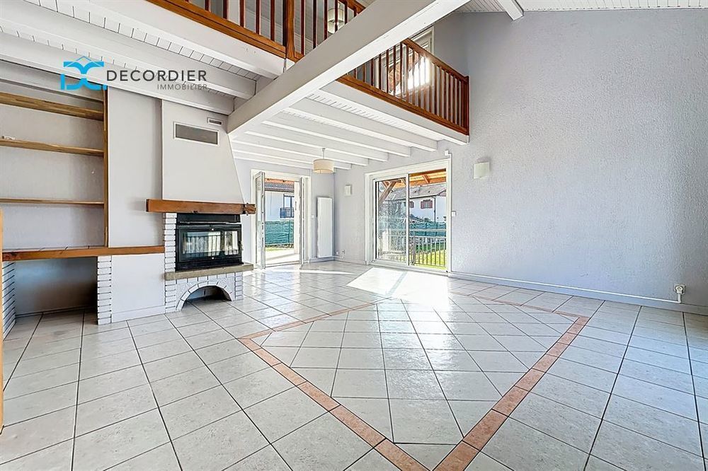 � vendre  Maison Neuvecelle (74500)