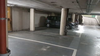  Parking / Garage � vendre 12 m�