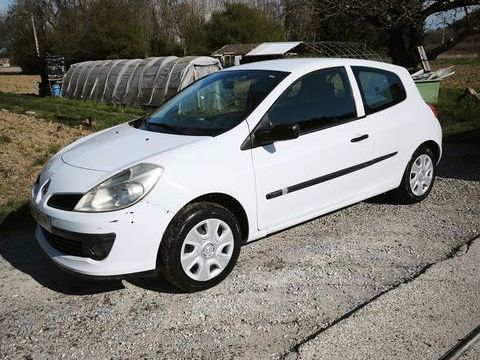 Renault Clio III CLIO SOCIETE 1.5 DCI 70 GENERIQUE 0 occasion Serrieres 