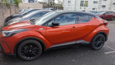 Toyota C-HR Hybride 2.0L Premi&egrave;re 2020 occasion Nantes 44000