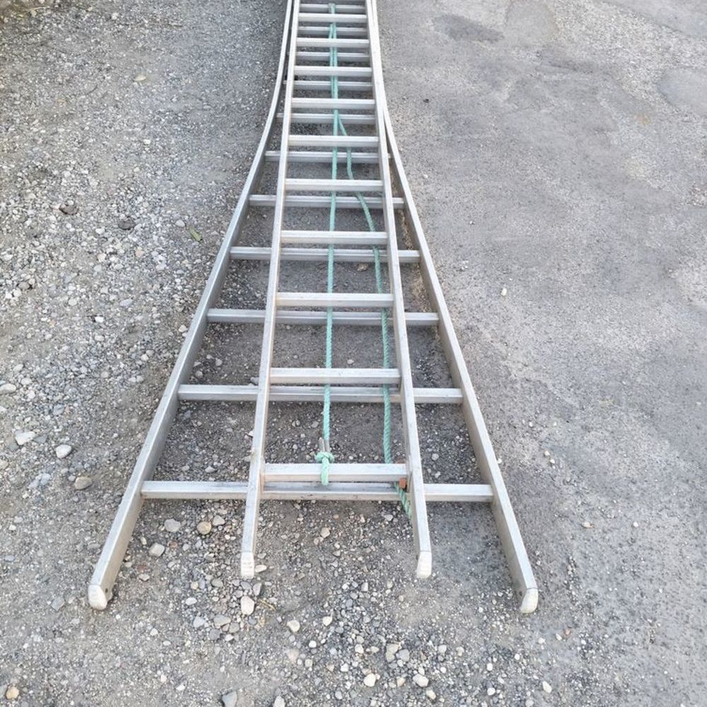 Echelle transformable 2 plans 2x12 echelons Bricolage