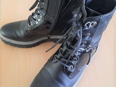 Boots noir original 15 Wattrelos (59)