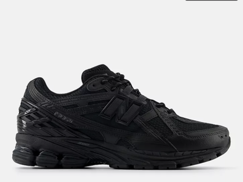 New balance full black neuve 70 D�cines-Charpieu (69)