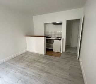  Appartement � louer 1 pi�ce 18 m� Paris