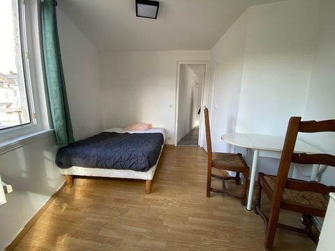   Studio meubl� � Lillebonne Appartement - 1 pi�ce(s) - 20 m�