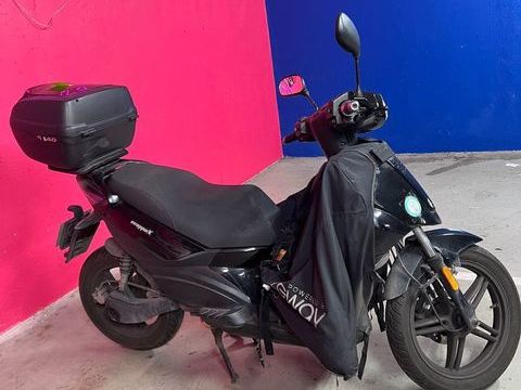 Scooter ZEWAY 2025 occasion Paris 75010