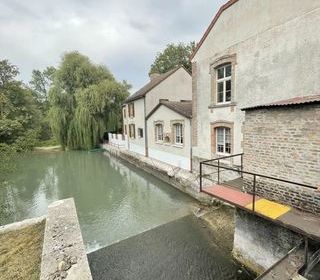  Maison � vendre 8 pi�ces 360 m�