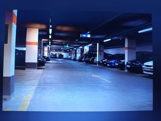  Parking / Garage � louer 10 m�