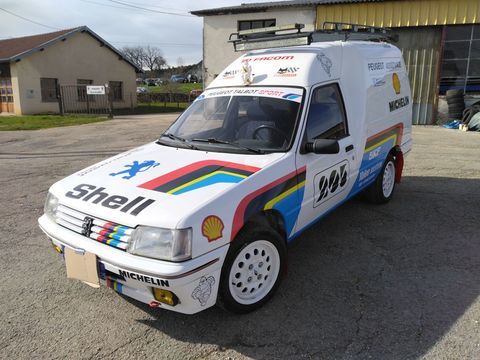 Peugeot 205 1.8 D XAD 1995 occasion &Eacute;villers 25520