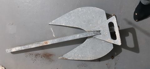 Pi&egrave;ces et &eacute;quipements Nautisme Pi&egrave;ces et &eacute;quipements Nautisme  occasion La Crau 83260