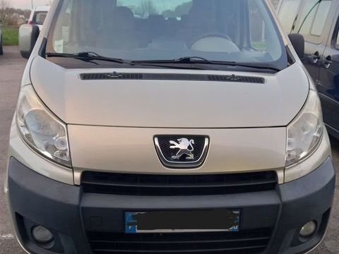 Peugeot Expert tepee Expert Tepee 2.0 HDI 120ch Confort Court 9pl 2011 occasion Montivilliers 76290