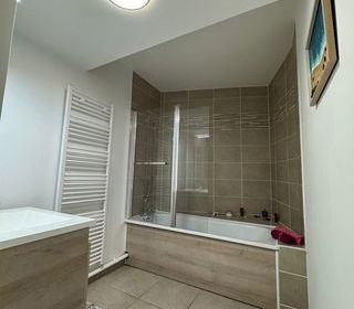  Appartement � vendre 4 pi�ces 90 m�