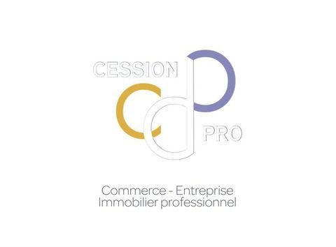 VENTE EXCEPTIONNELLE D'UNE PENICHE HOTEL SPA RESTAURANT PRES DU RHONE 589600 13200 Arles