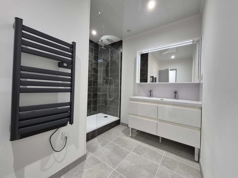   Maison de ville Maison - 3 pi�ce(s) - 84 m�