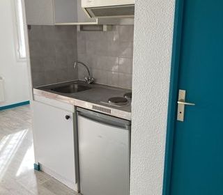  Appartement à louer 2 pièces 33 m²
