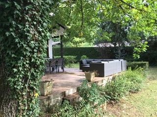  Maison � louer 8 pi�ces 180 m�