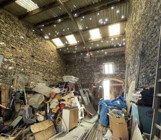  Remise / Grange � vendre 1 pi�ce 90 m�