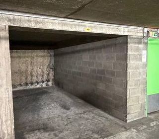  Parking / Garage � louer 8 m�