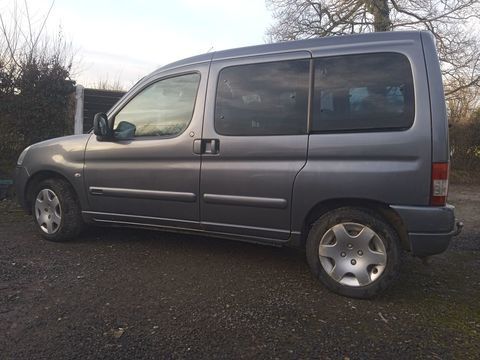 Citro&euml;n Berlingo bonne etta 2005 occasion Preures 62650