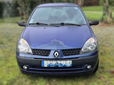 Renault Clio II Clio 1.2i Authentique 2002 occasion Mortagne-sur-S&egrave;vre 85290