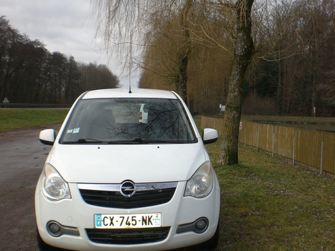 Opel Agila 1.2 - 94 ch Edition A 2013 occasion Luxeuil-les-Bains 70300