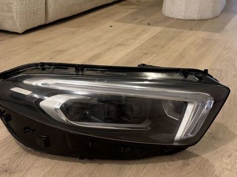 Pi&egrave;ces et &eacute;quipements Voiture Pi&egrave;ces d&eacute;tach&eacute;es auto  occasion Roissy-en-France 95700