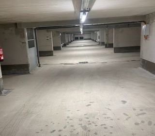  Parking / Garage � louer 12 m�