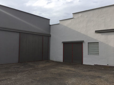   Local stockage de 40 m2 avec r�duction d'impot Atelier - 1 pi�ce(s) - 40 m�