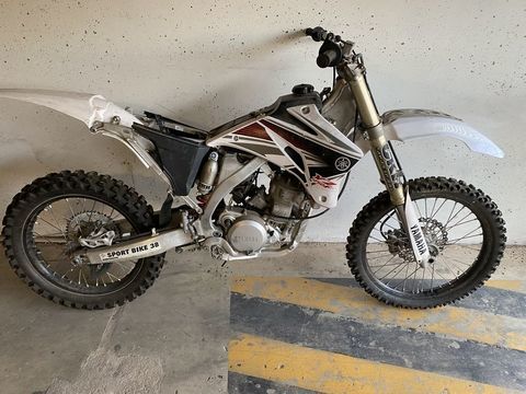 Moto YAMAHA 2009 occasion Le Cap D Agde 34300