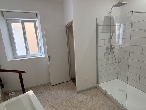  Maison  louer 4 pices 80 m