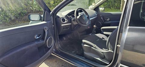 Renault Clio III Clio 1.5 dCi 105 Confort Pack Clim Dynamique 2006 occasion Haguenau 67500