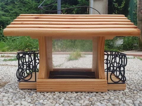 Mangeoires pour oiseaux du jardin 35 45230 La bussi�re