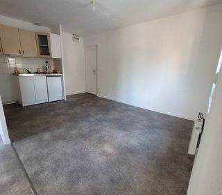  Immeuble � vendre 128 m�