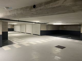  Parking / Garage � louer 12 m�