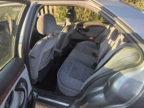 Peugeot 406 1.9 DT SL 2000 occasion Villefranche-sur-Sa&ocirc;ne 69400