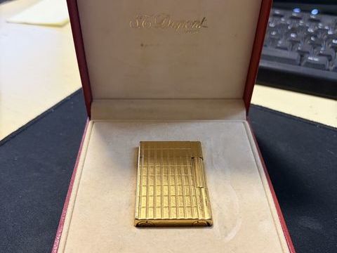 Briquet Dupont plaque Or  200 Outarville (45)