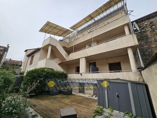  Immeuble � vendre 5 pi�ces 231 m�