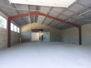  Atelier � vendre 3 pi�ces 323 m�