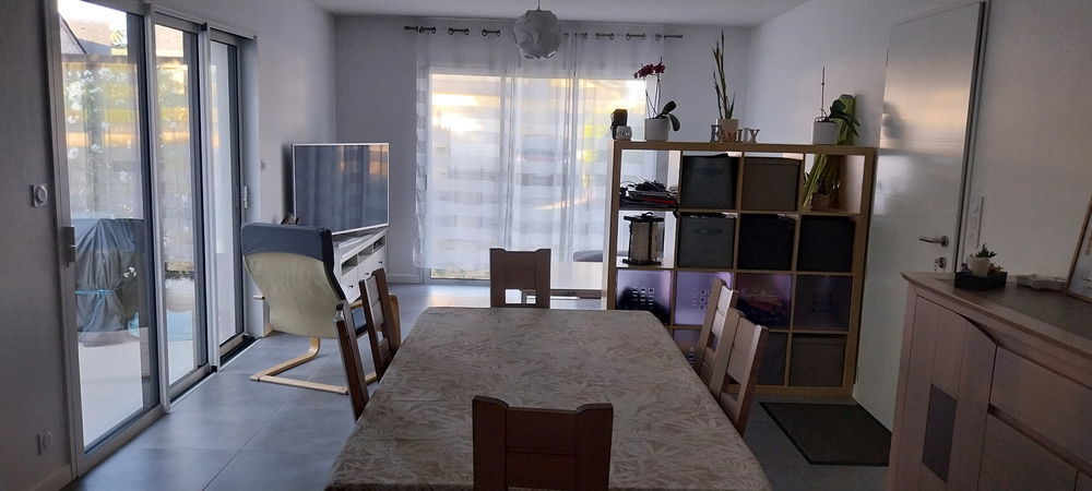 Location Maison Location maison Ambon 111 m2 4 chambres Ambon
