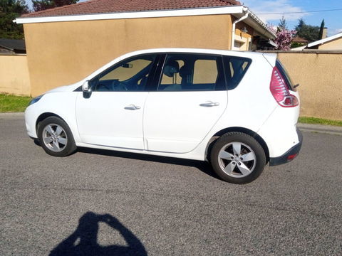 Renault Sc&eacute;nic III 2010 occasion Chamb&eacute;ry 73000