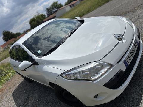 Renault Mégane III Estate Mégane Estate III 1.5 dCi 110 FAP eco2 Authentique 2012 occasion Saint-Julien-de-Concelles 44450