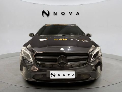 Mercedes Classe GLA GLA 200 2015 occasion Pessac 33600