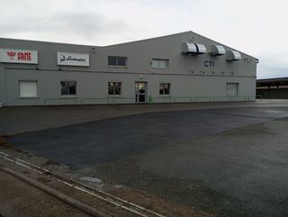  Atelier � vendre 12 pi�ces 1060 m�