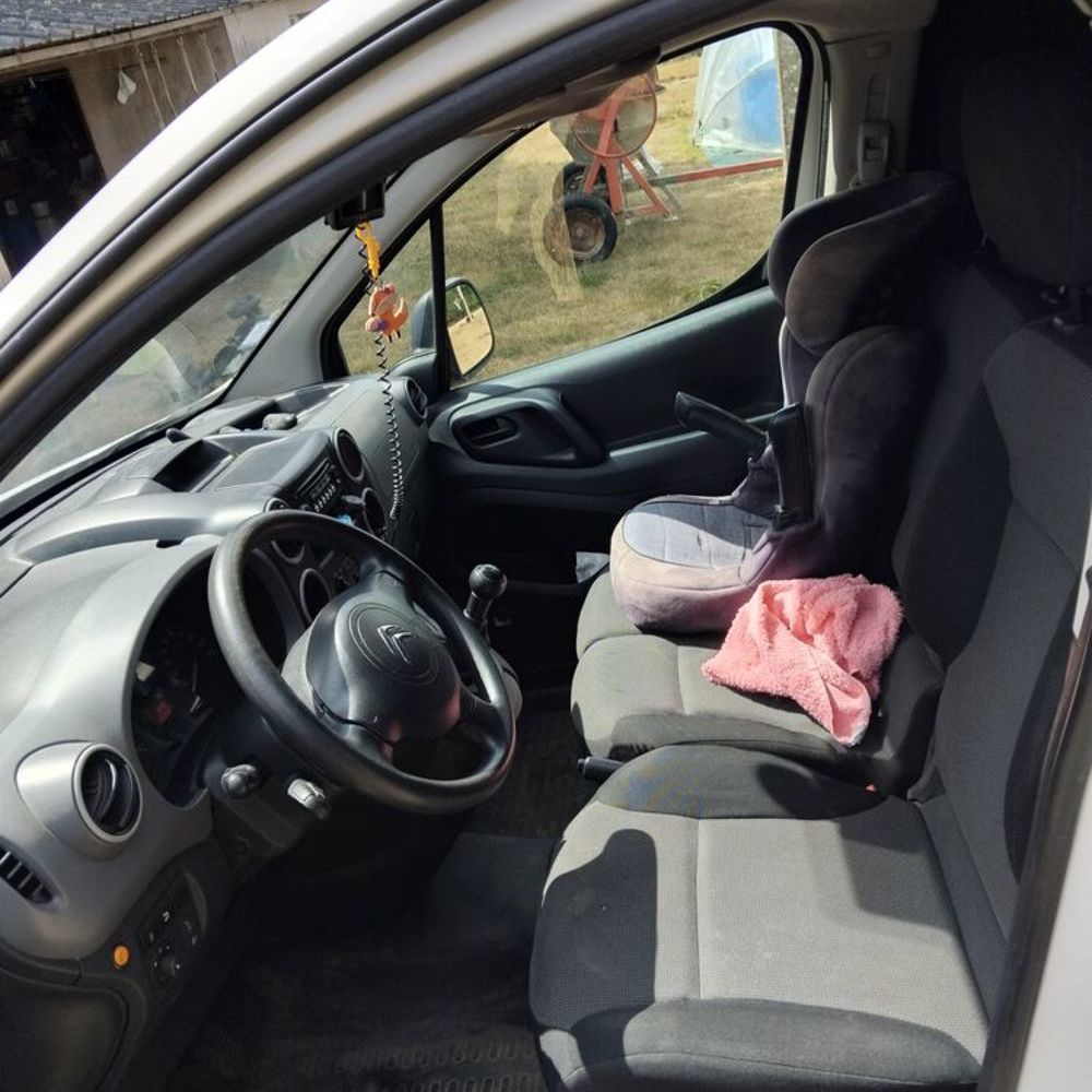 Berlingo BERLINGO M BLUEHDI 100 CLUB 2018 occasion 56140 Missiriac