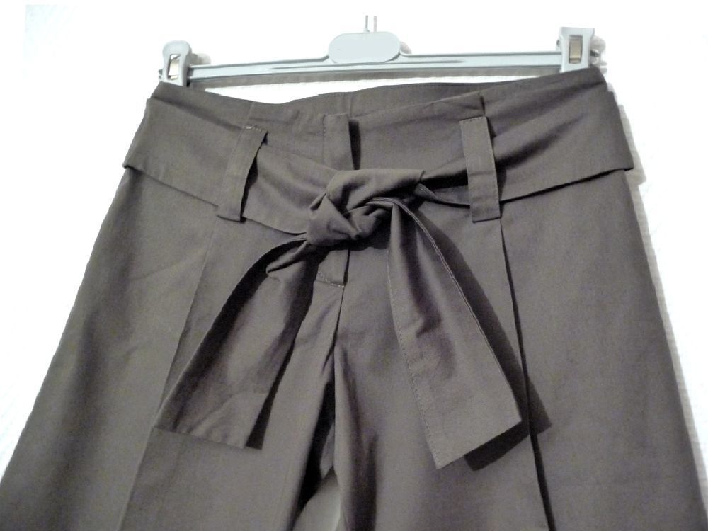 Bermuda/ Short 100% Coton Kaki- Taille 36- Les Petites Vêtements