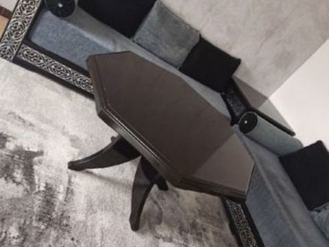 Salon Marocain 
0 Orange (84)