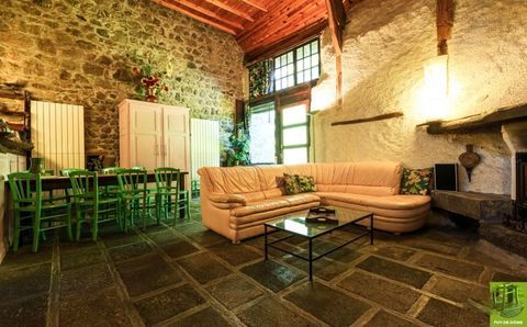   Maison jardin - proche Clermont Fd - Au pied du Puy de d�me  Maison - 3/4 pi�ce(s) - 85 m�